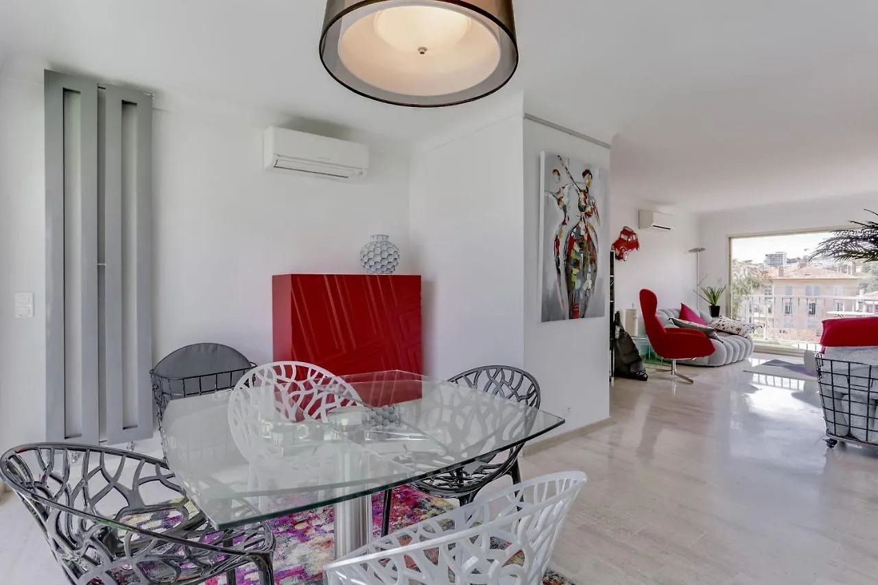 Immogroom - Apartment With Terrace - Ac - Parking Cannes 0*,  France